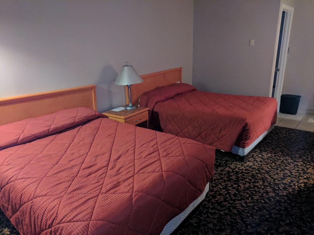 阿斯汽车旅馆 Drayton Valley 外观 照片